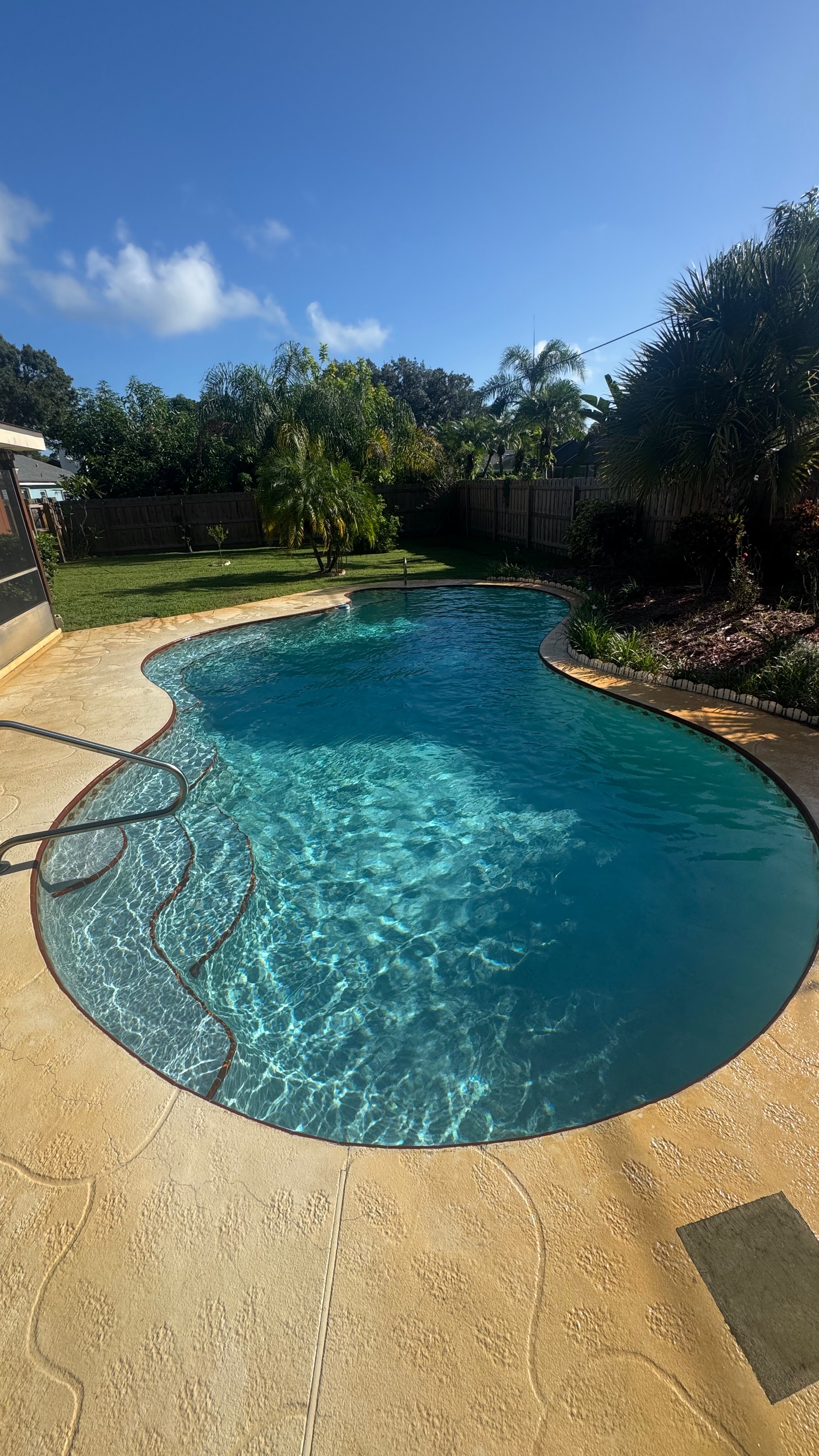 Weekly Pool Cleaning